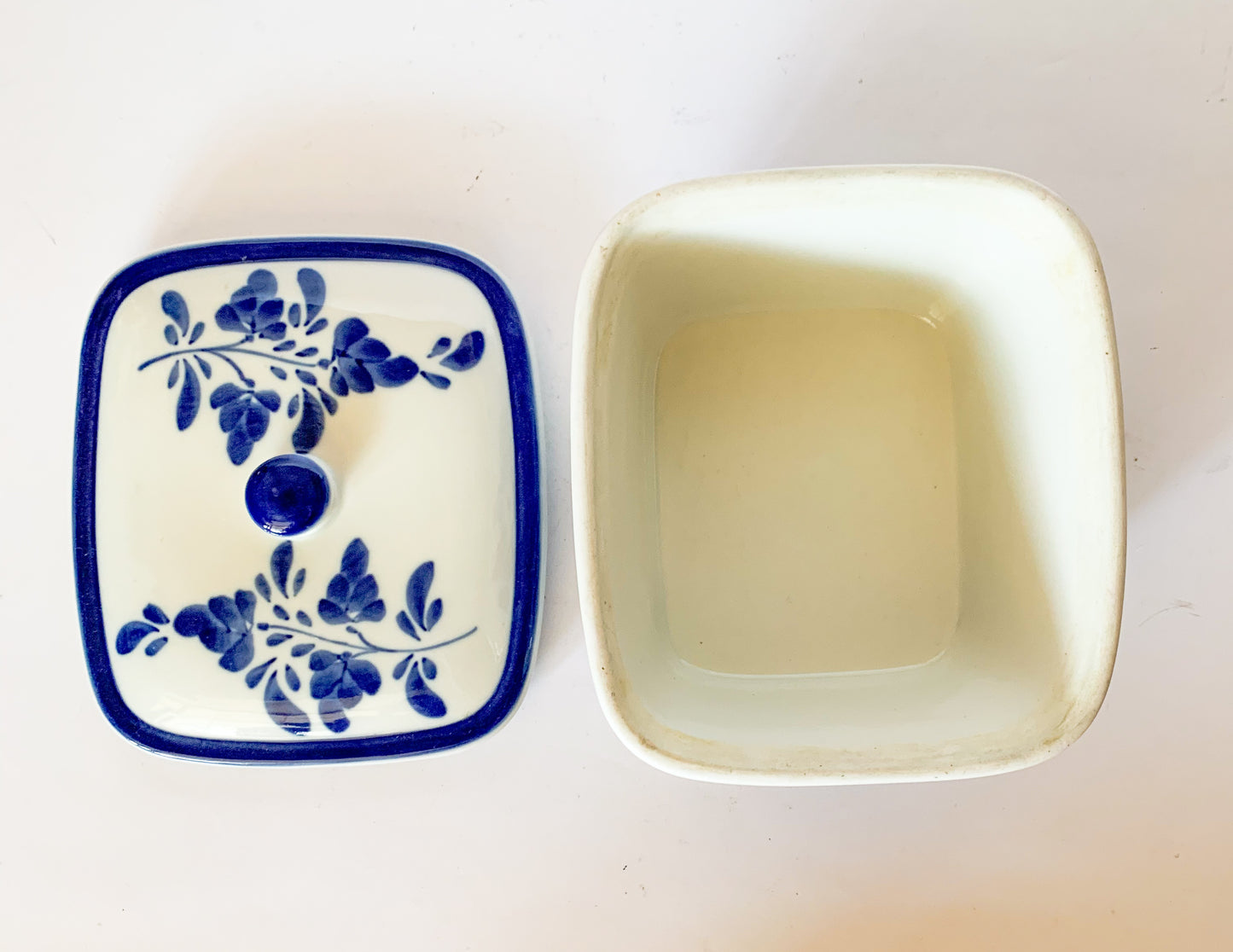 Vintage Viana Do Castelo Blue and White Portugal Casserole Dish