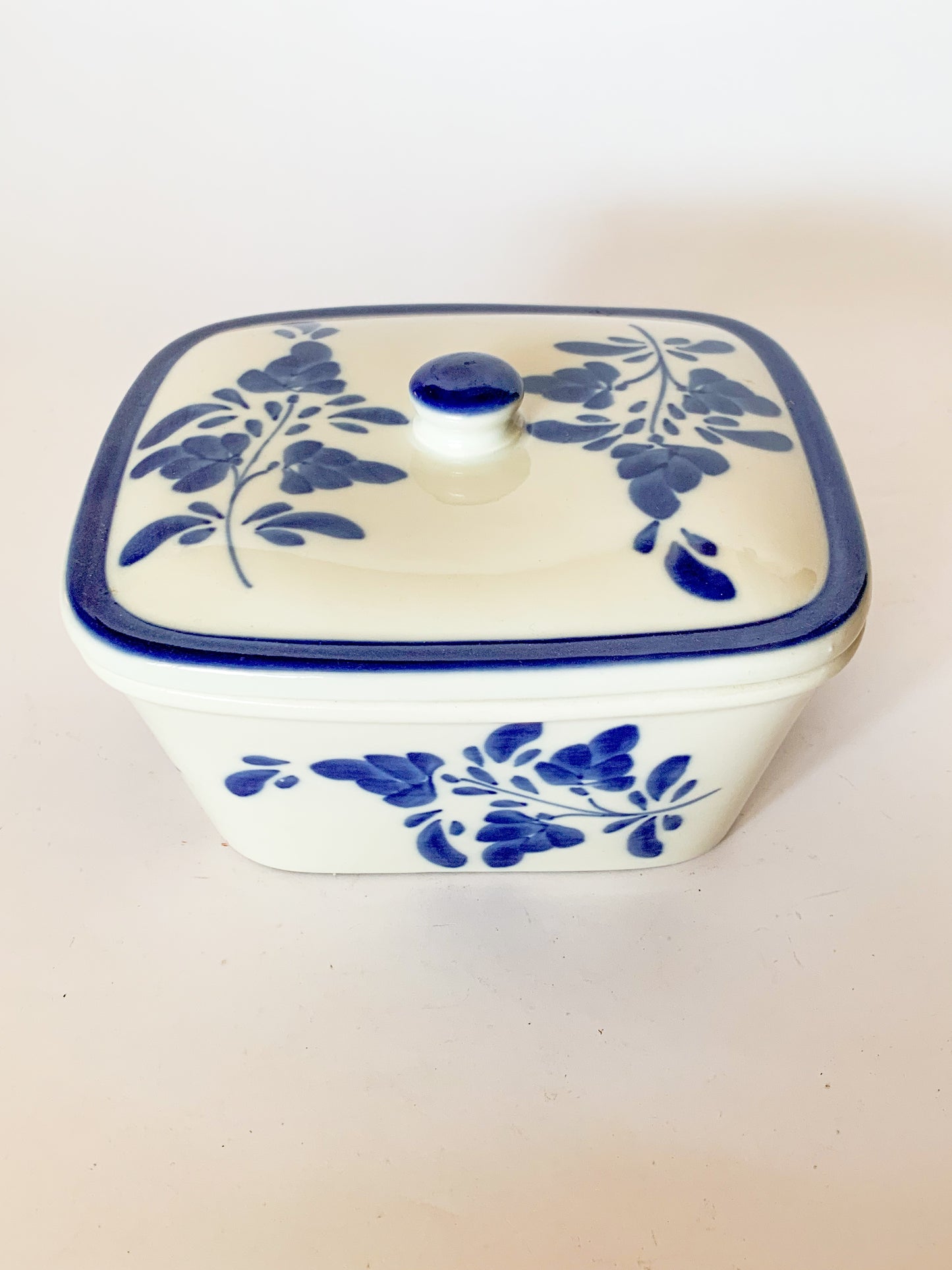 Vintage Viana Do Castelo Blue and White Portugal Casserole Dish