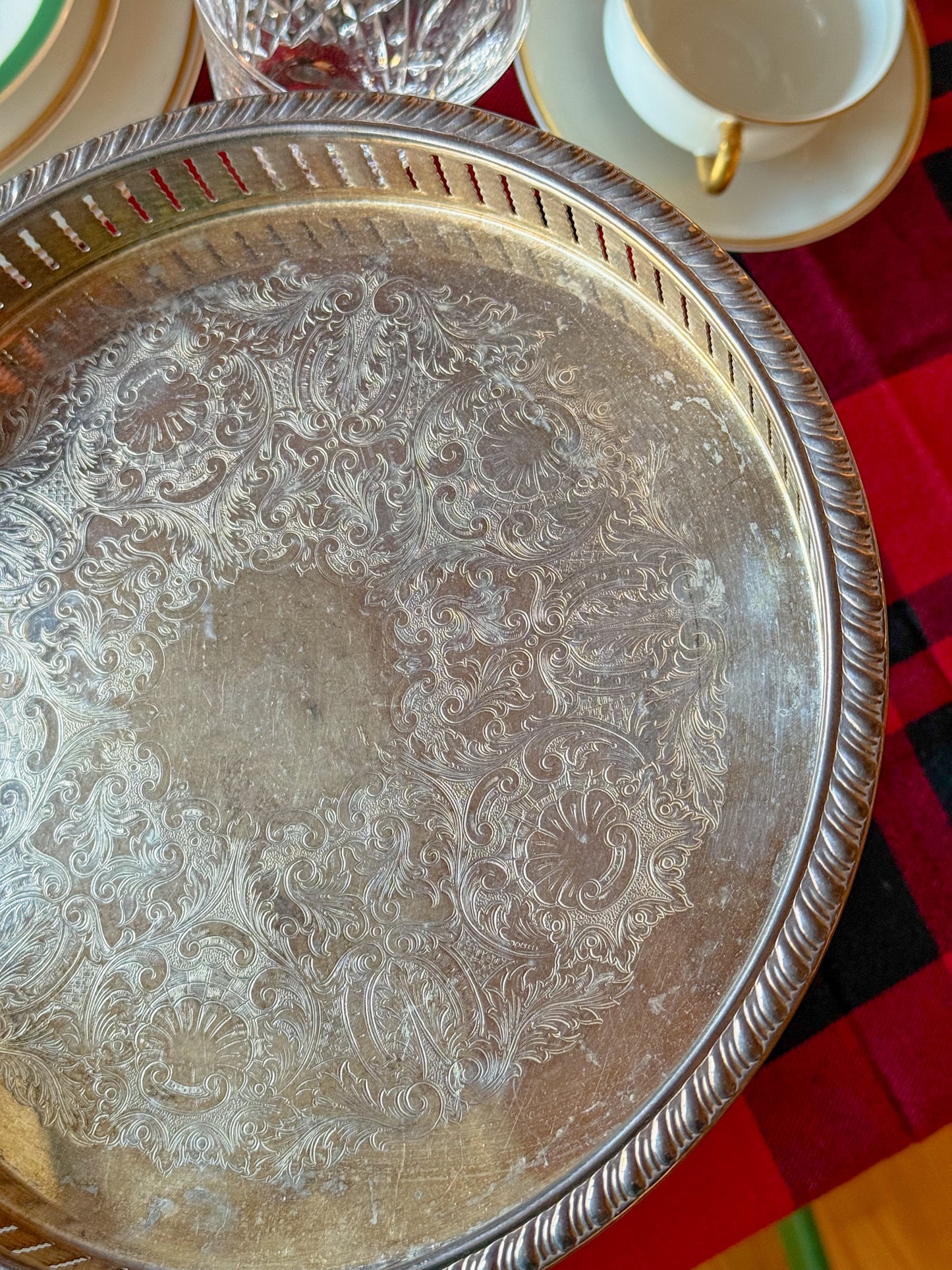 Small Vintage Eales of Sheffield Etched Silver Plate Pierced Gallery Serving Tray, 10" Dia