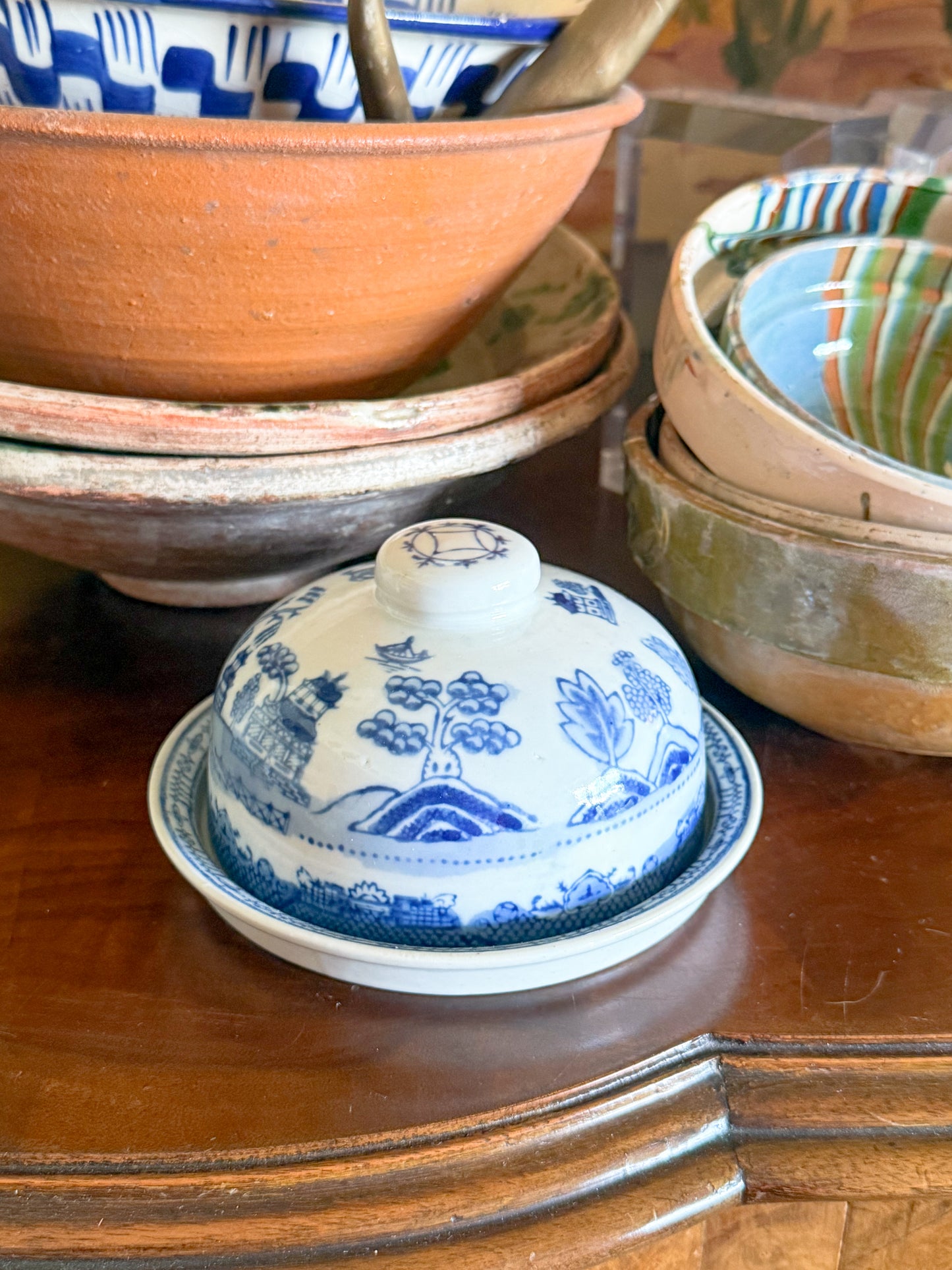 Vintage Blue Willow Cheese Dome/Butter Dish