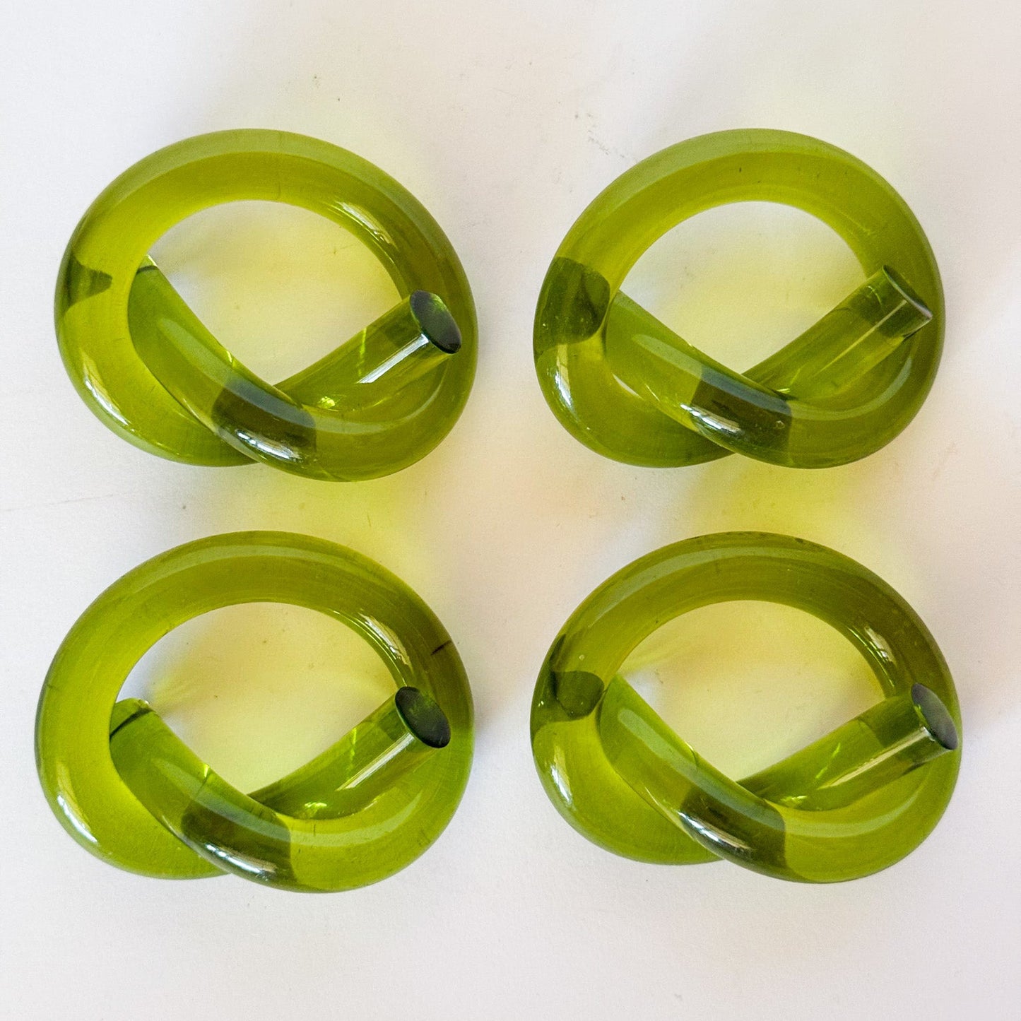 Vintage Olive Green Pretzel Knot Lucite Napkin Rings, Set of 4