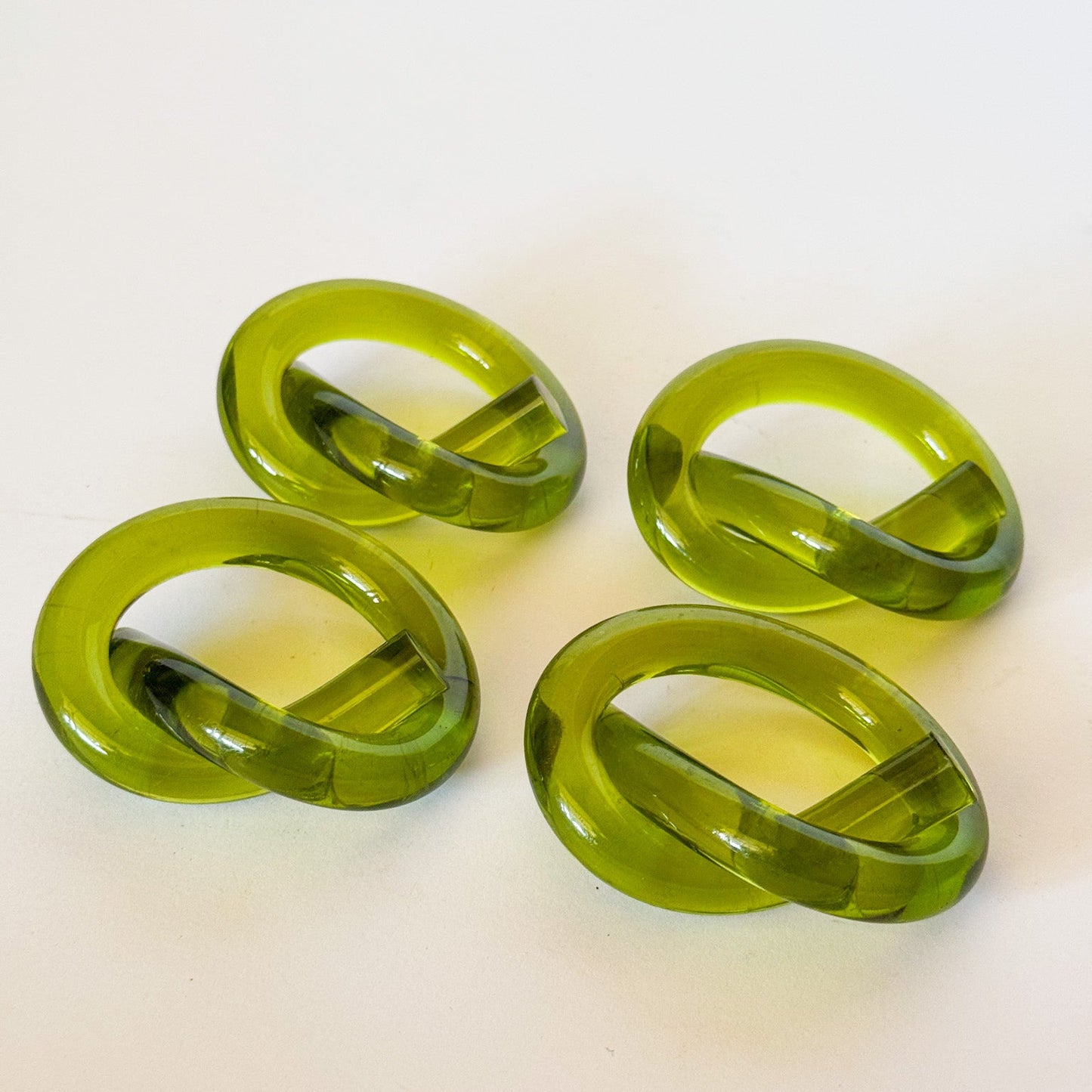 Vintage Olive Green Pretzel Knot Lucite Napkin Rings, Set of 4