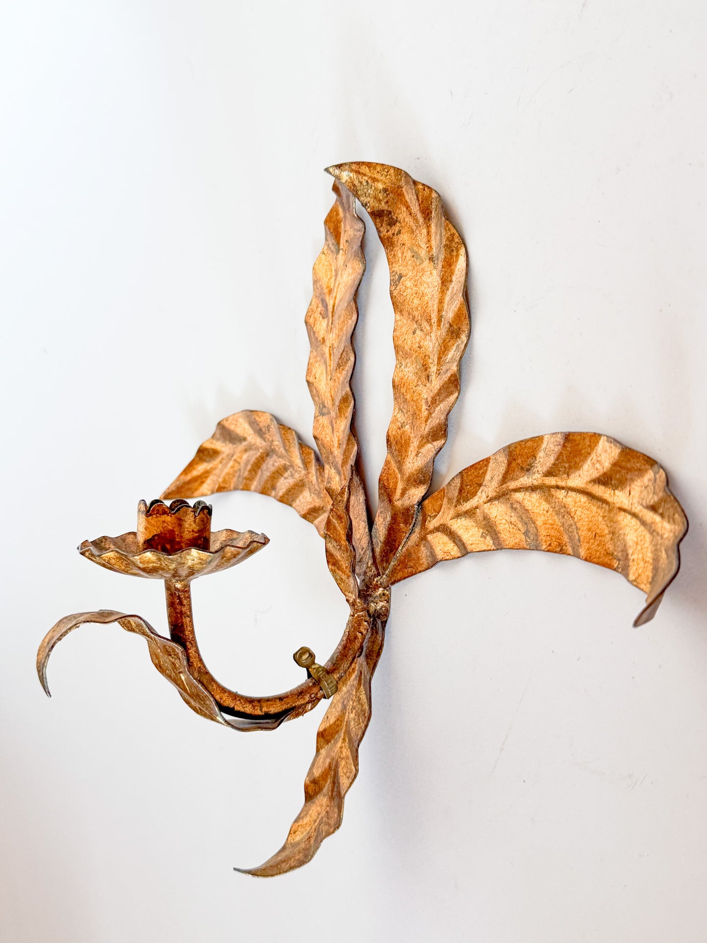 1960s Italian Hollywood Regency Gilt Metal Tole Palm Candle Wall Sconce