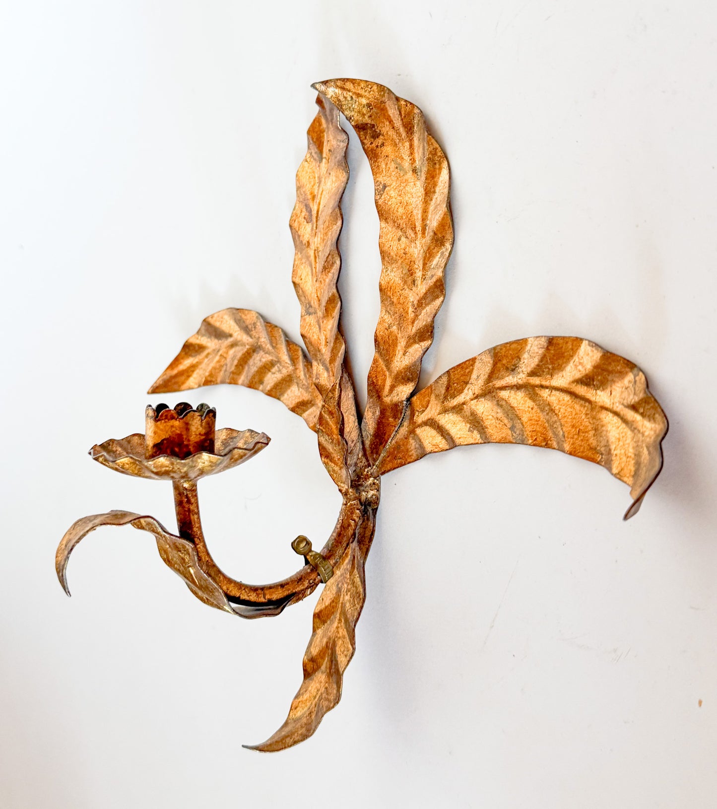 1960s Italian Hollywood Regency Gilt Metal Tole Palm Candle Wall Sconce