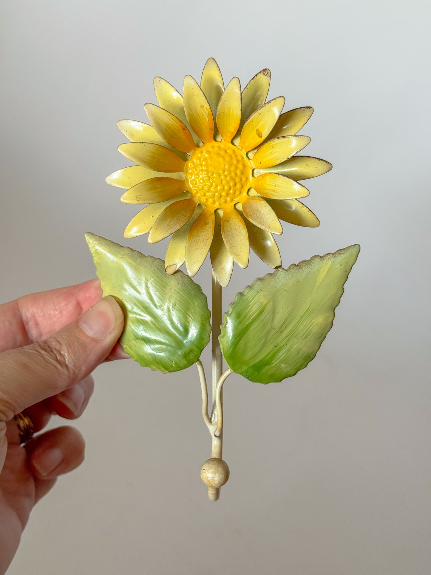 Vintage Tole Yellow Daisy Wall Hook