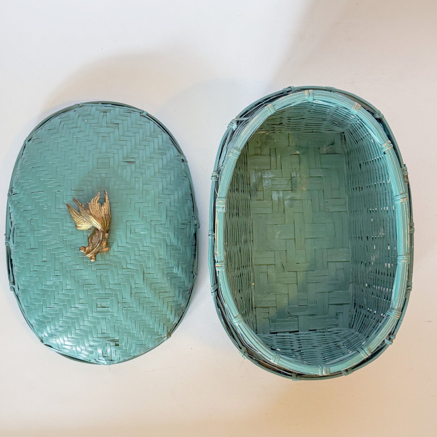 Vintage Lacquered Teal Woven Box With Brass Koi Fish Finial Knob