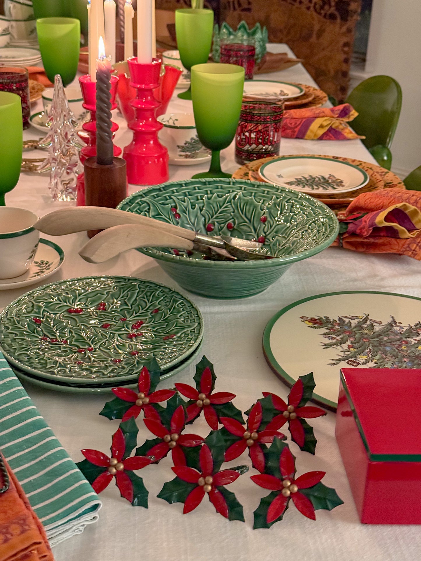 Vintage Tole Style Poinsettia Flower Napkin Rings - Sold in Sets of 4