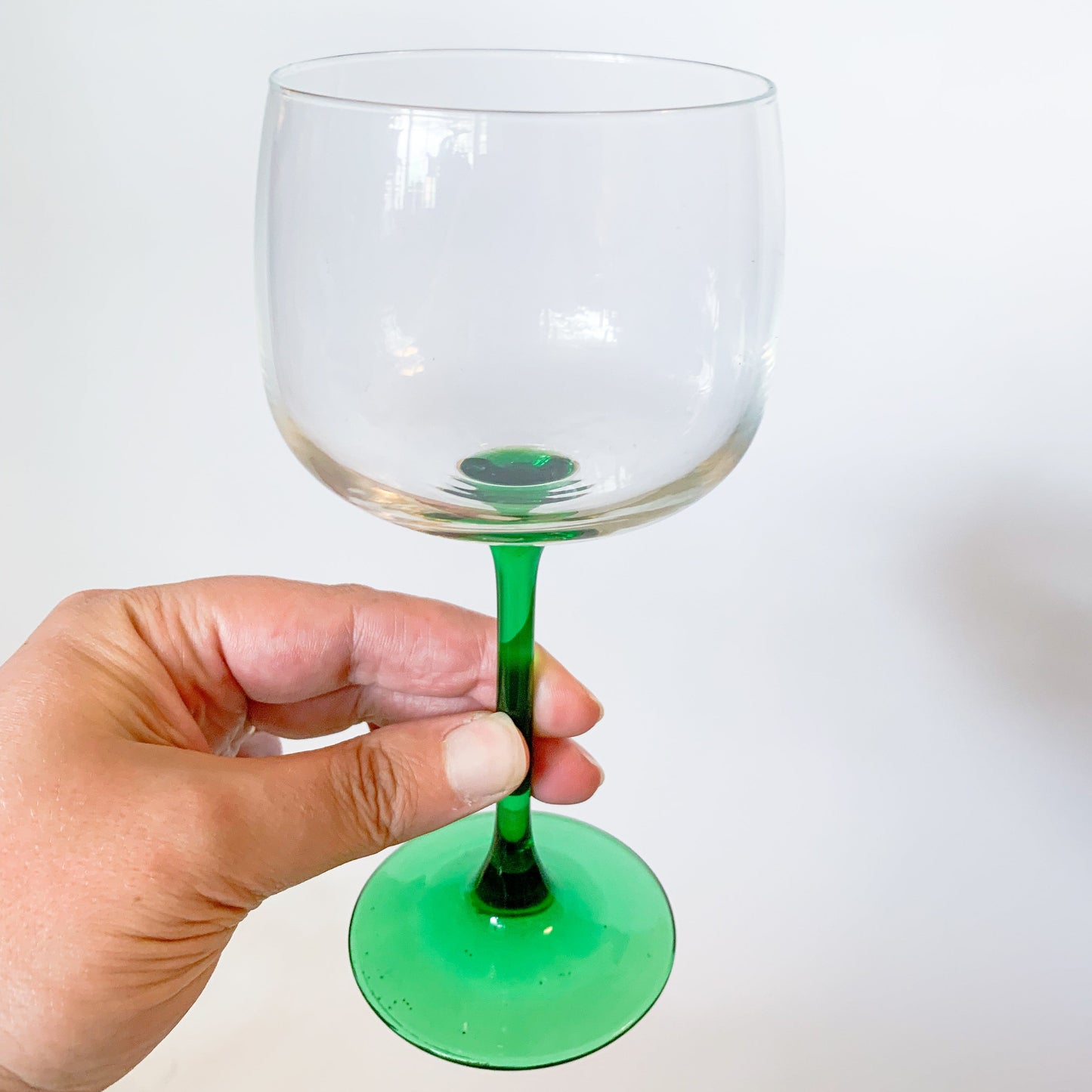 French Luminarc green stem wine glasses, Set of 4