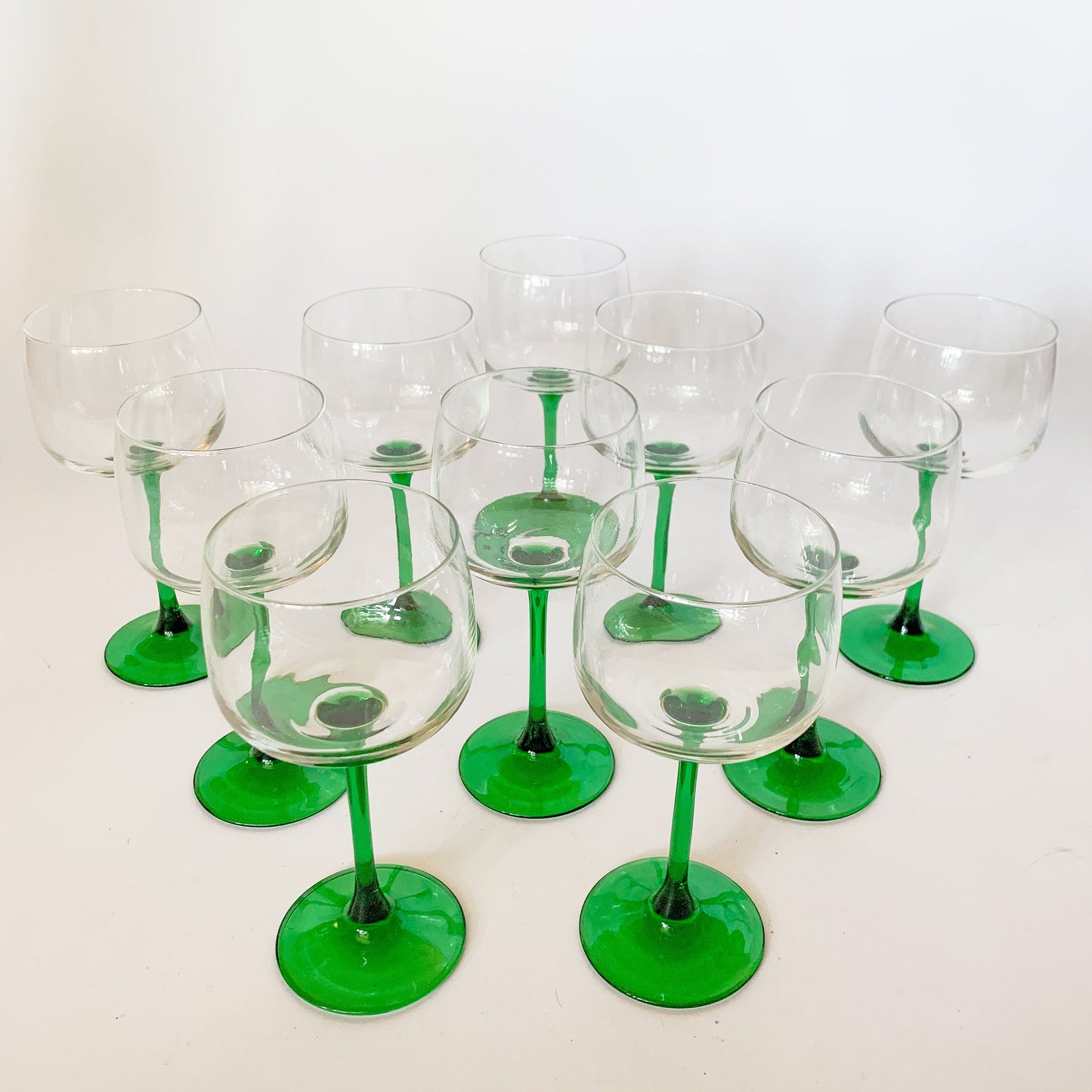 French Luminarc green stem wine glasses, Set of 4
