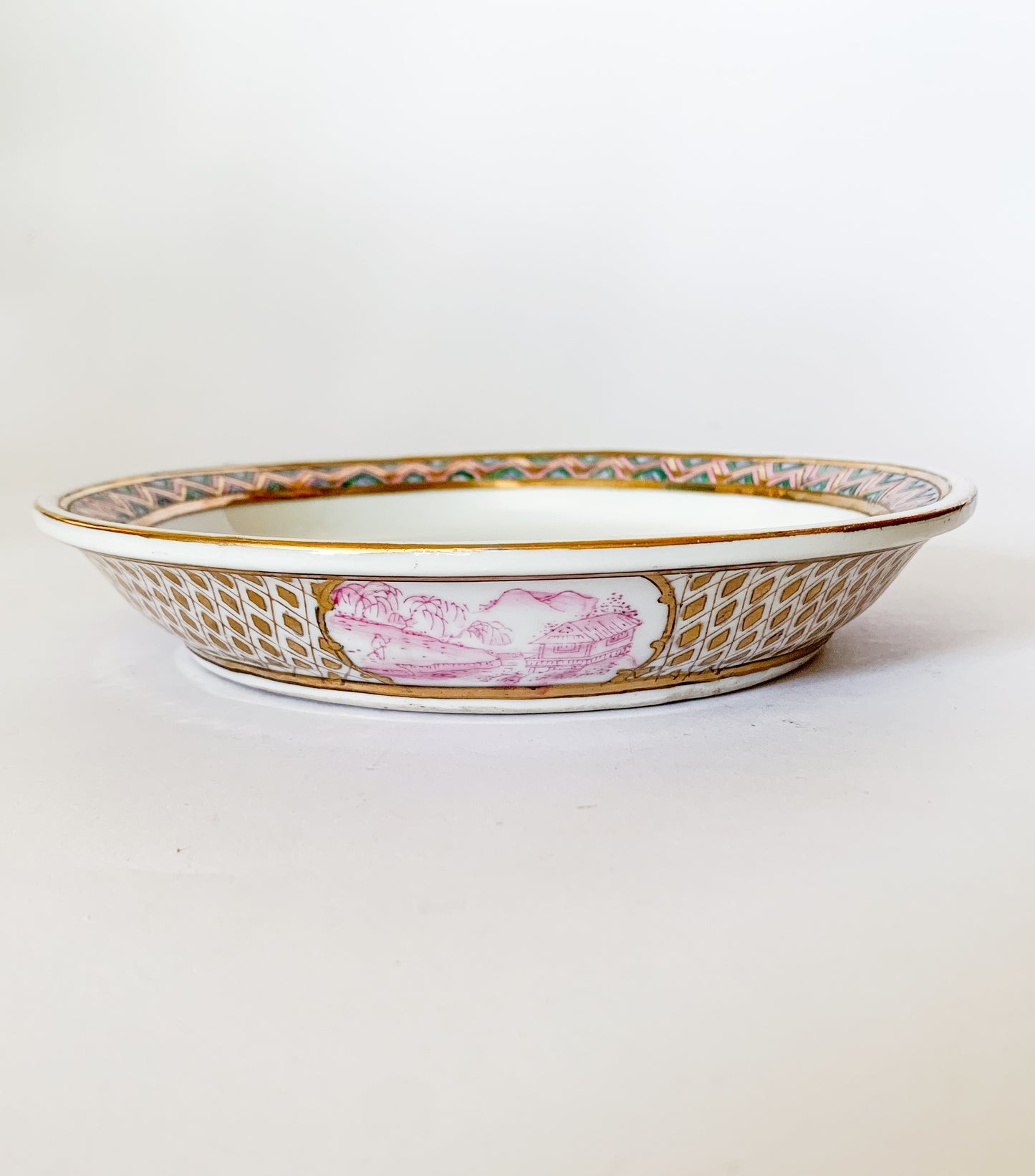 Vintage Asian Gilt Rimmed Trinket dish