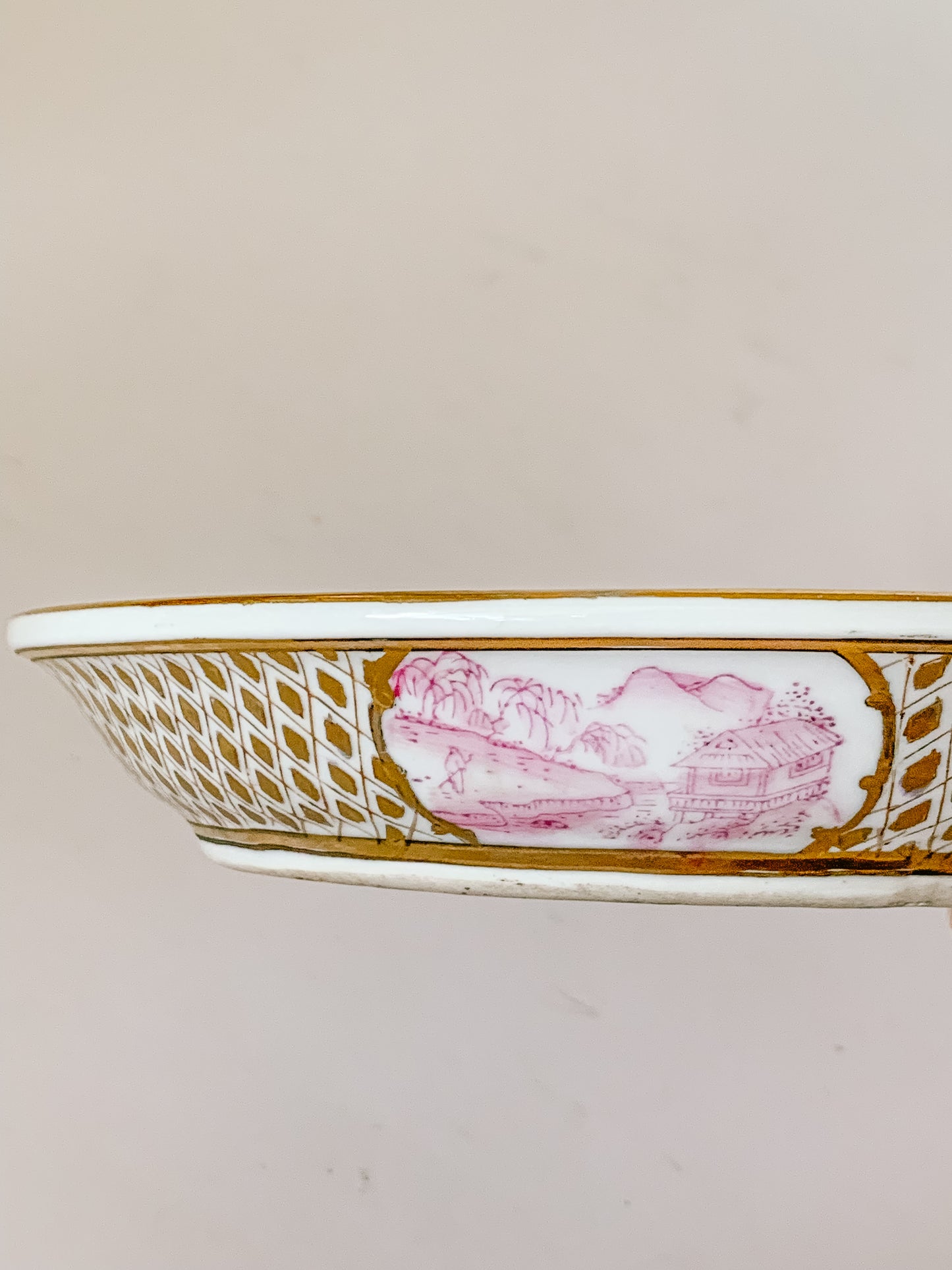 Vintage Asian Gilt Rimmed Trinket dish