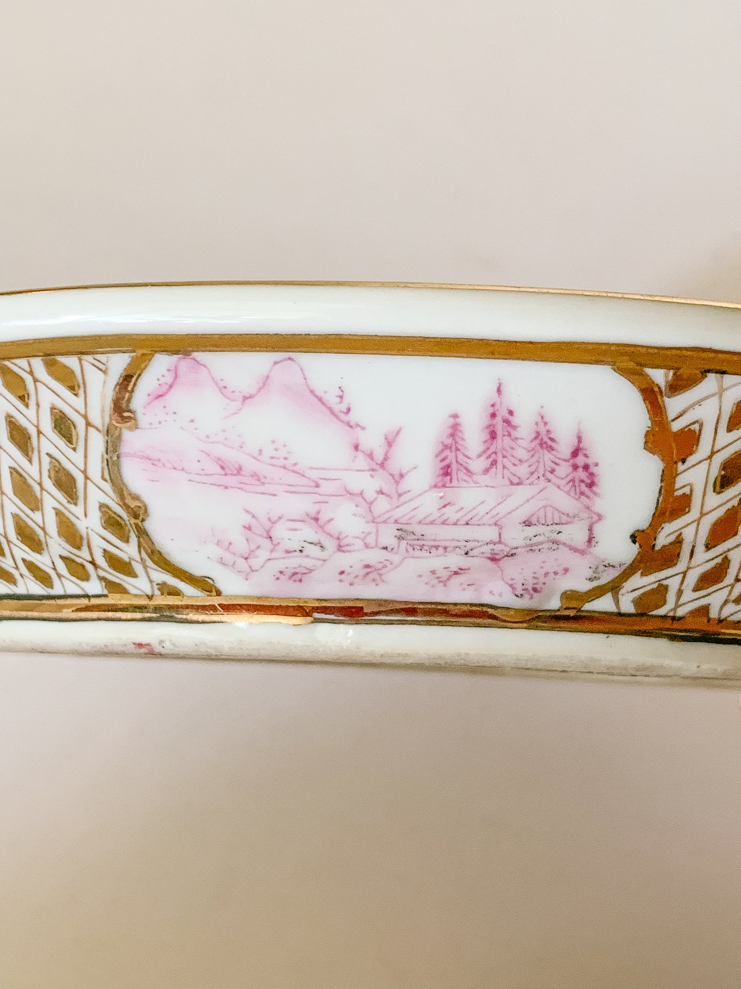 Vintage Asian Gilt Rimmed Trinket dish